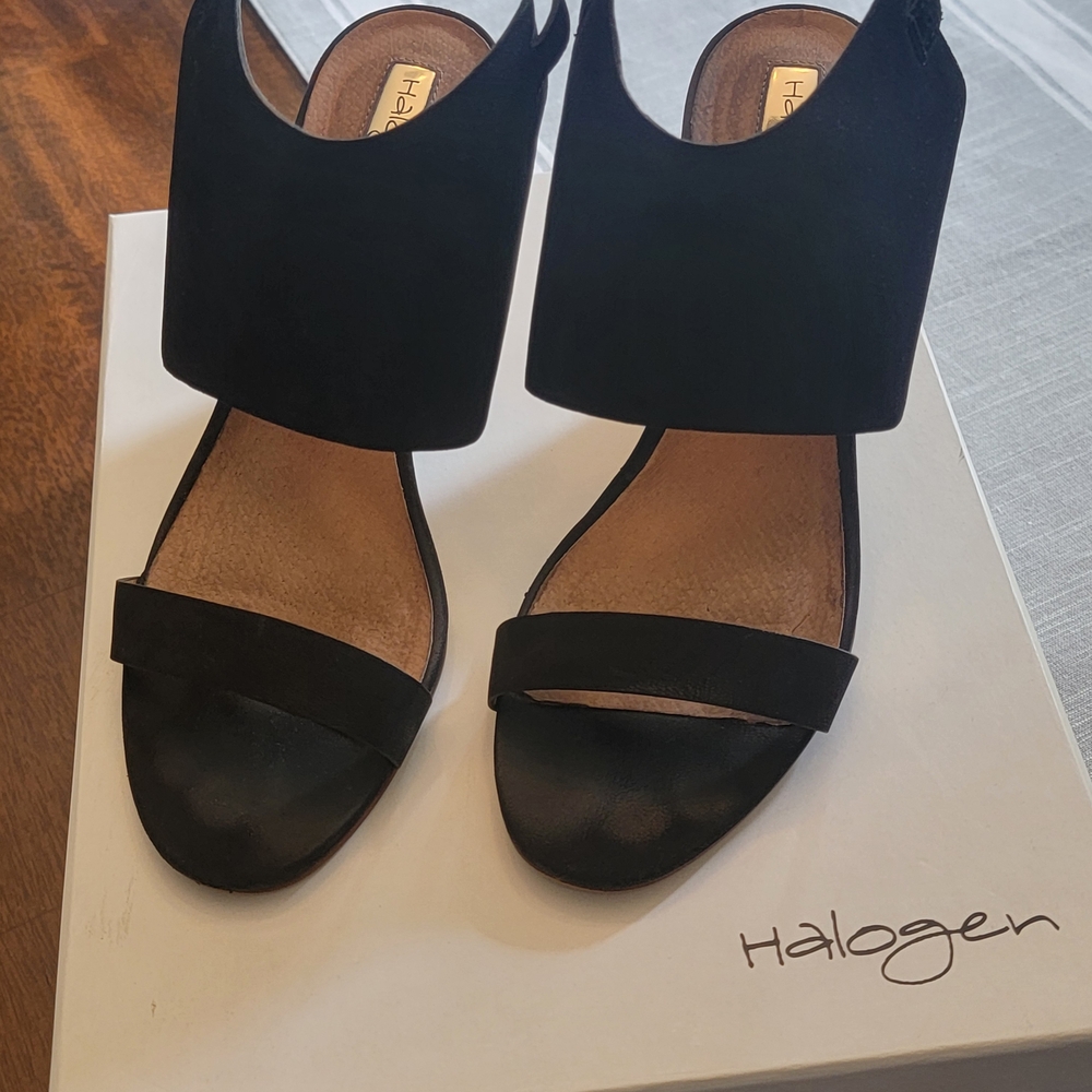 Halogen Haclarette-Lea Black and Tan Open Toe Wedge Sandals - Picture 5 of 11